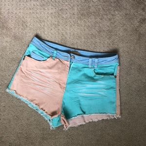 Multicolored retro jean shorts